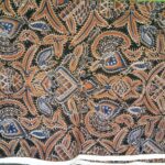 Batik berbahan kain sutra